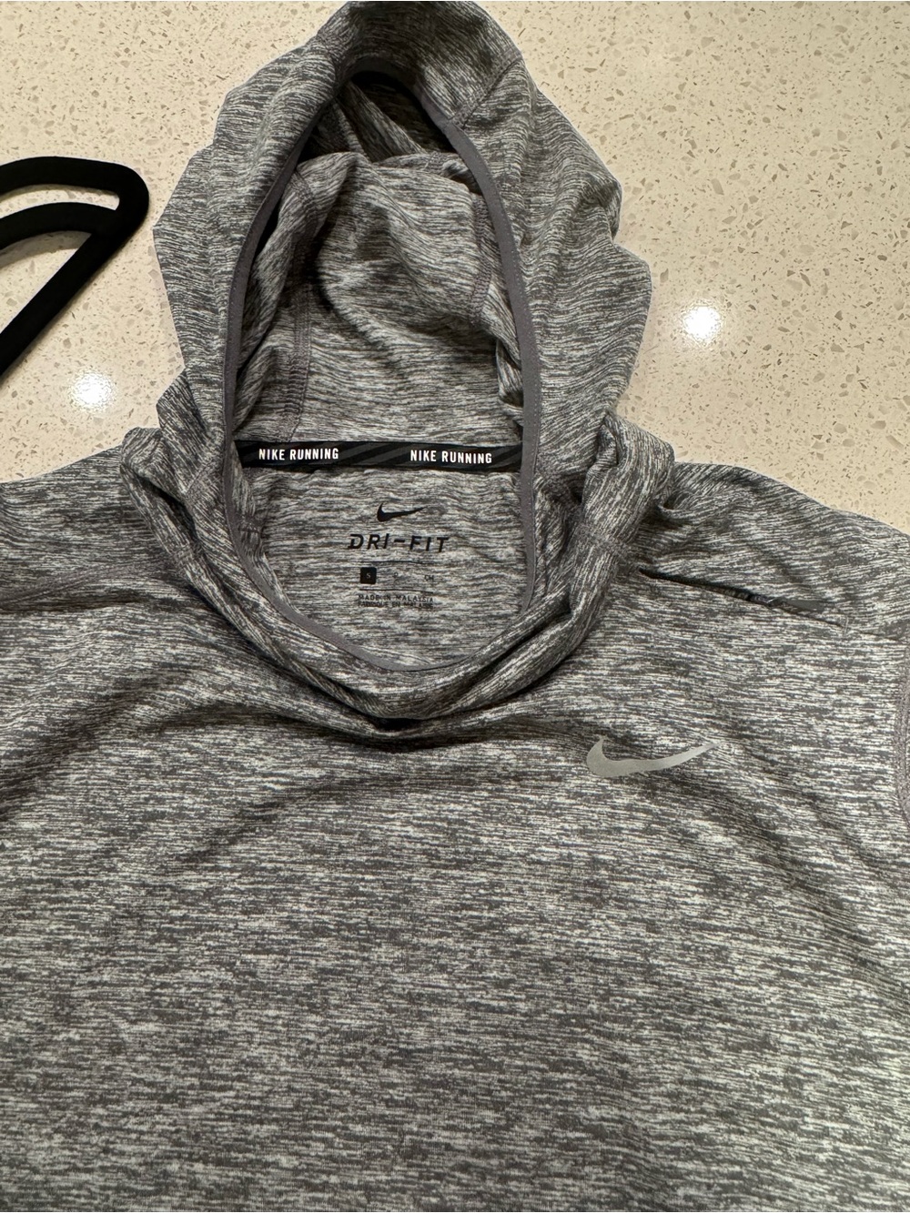 Nike Men’s Small Running Long Sleeve Hoodie Gray Heather Athletic Dri Fit Pullov - Picture 2 of 8